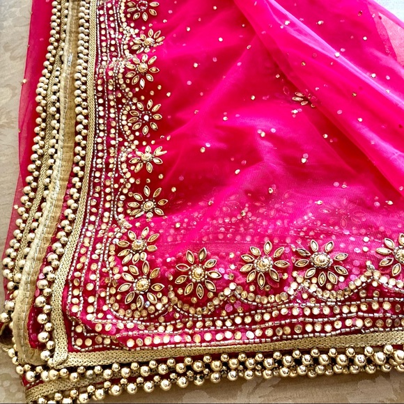[New] Stunning INDIAN BRIDAL DUPATTA / CHUNNI / HEAD VEIL - Picture 3 of 6